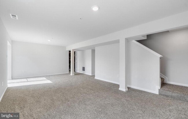 Building Photo - 328 Gatehouse Pl