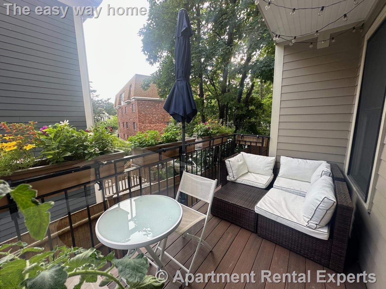 Building Photo - 16 Linden Ave