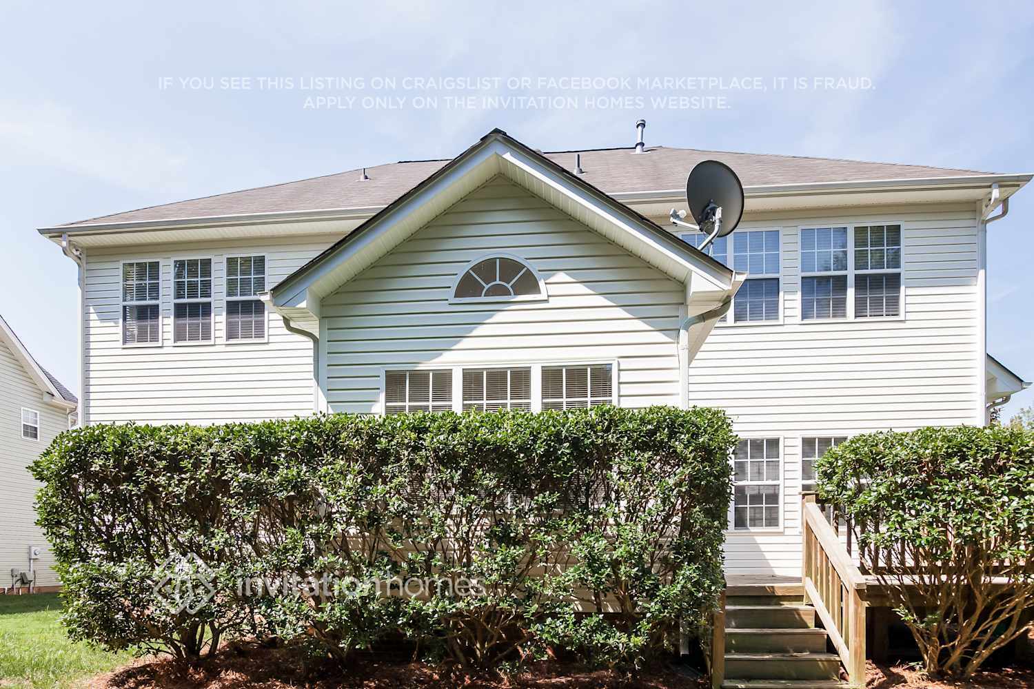 Building Photo - 5925 Mapleview Pl
