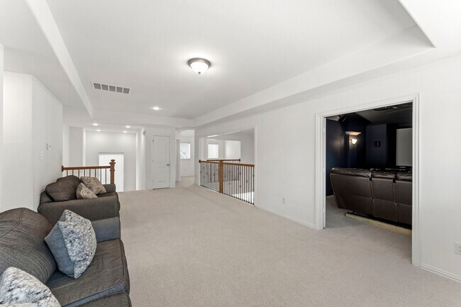 Building Photo - 3861 Ponderosa Peak Dr