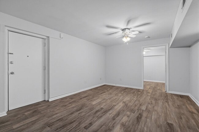 Building Photo - 761 Avenue A