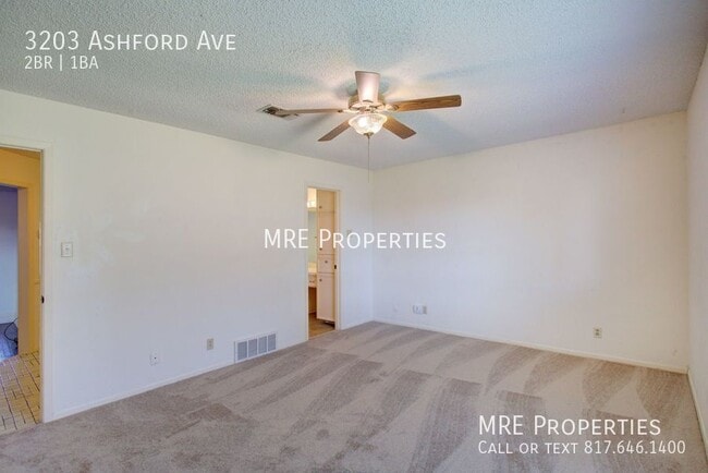 Building Photo - 3203 Ashford Ave