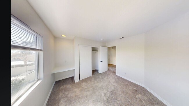 Building Photo - 1045 Willmont Way
