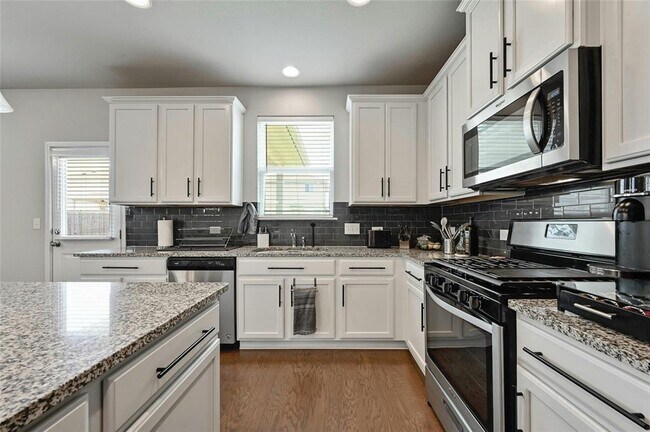 Building Photo - 6401 Arbor Crest Ln