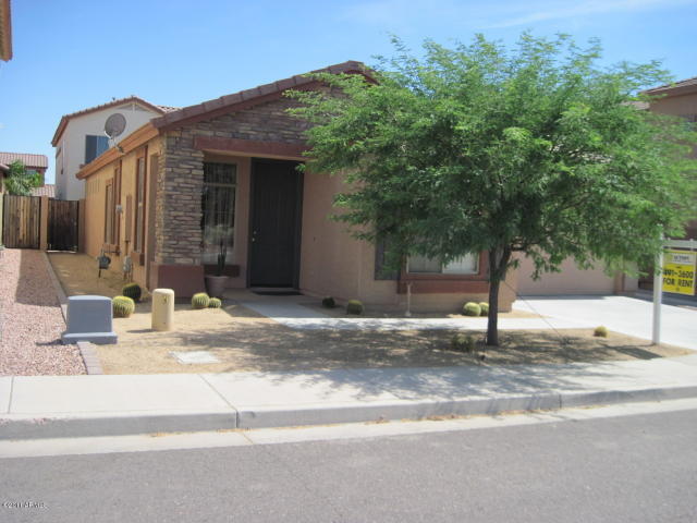 Building Photo - 2721 E Le Grand Loop