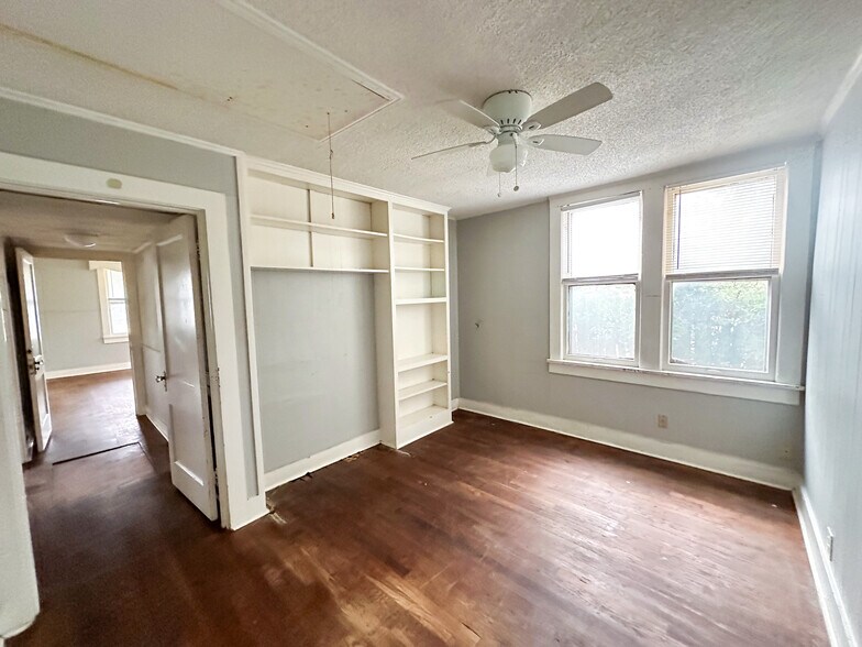 Building Photo - 1912 20th St