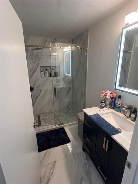 Building Photo - 2425 NW 33rd St