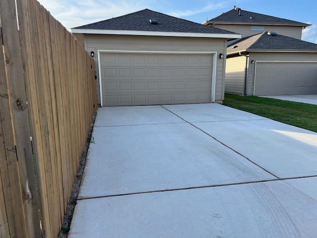 Building Photo - 221 Arabian Colt Dr