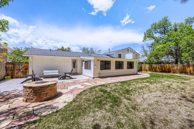 Building Photo - South Boulder Stunner | Fully Remodeled 4BD Retreat with Incredible Backyard - Available August 1!
