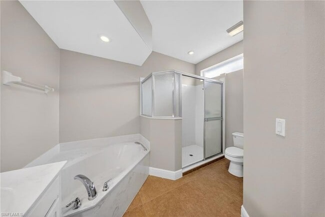 Building Photo - 15257 Cortona Way