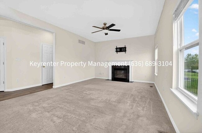 Building Photo - 229 Charlestowne Place Dr