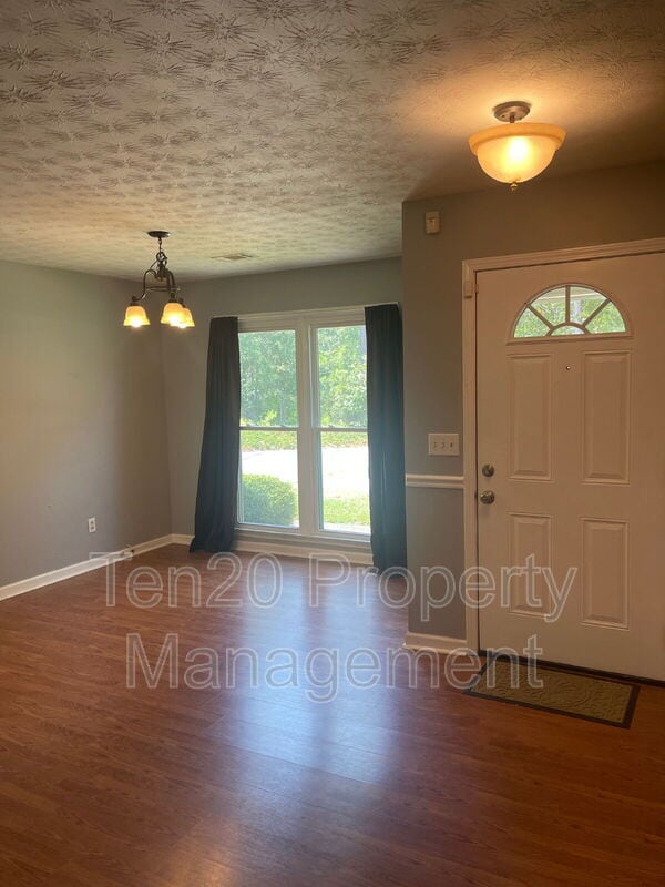 Building Photo - 707 Lee Rd 437