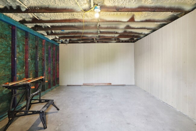 Building Photo - 316 N Miro St