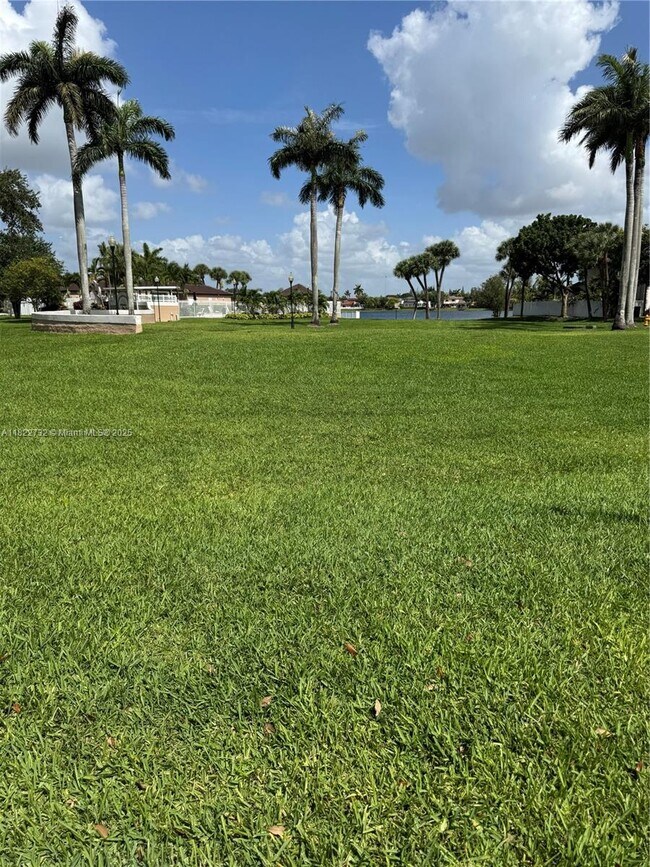 Building Photo - 8248 NW 195th Terrace