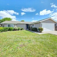 Building Photo - 1025 Palmetto Way