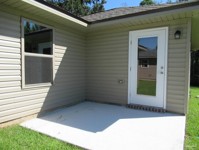 Building Photo - 7797 Ira Dr