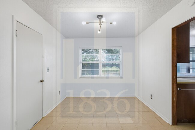 Building Photo - 609 Carlos G Parker Blvd NW