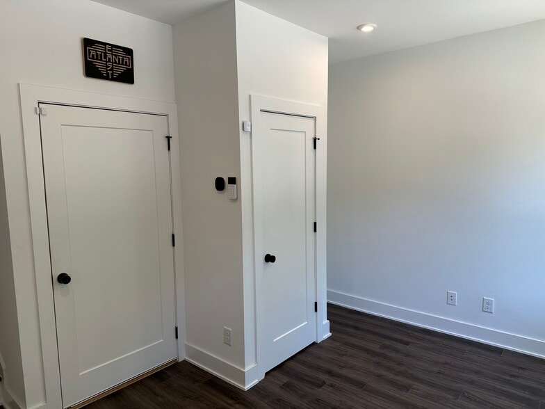 Building Photo - 1253 Wright Ln SE