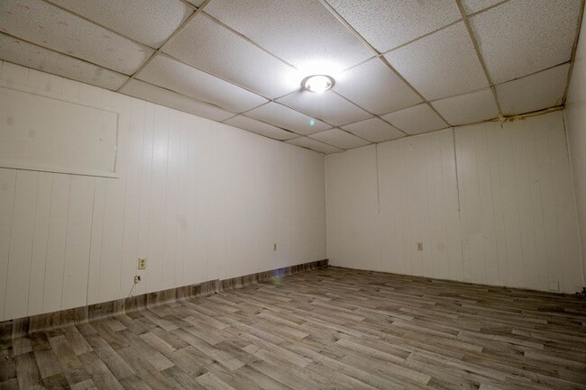 Building Photo - 5822 Branch Valley Dr