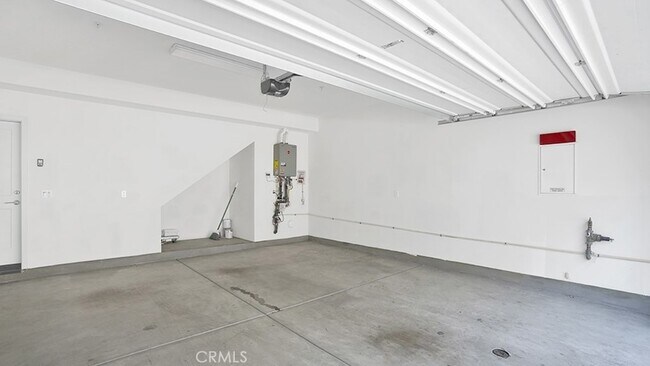 Building Photo - 137 Mirth