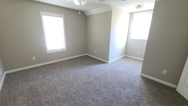 Building Photo - 70 Vinny's Terrace