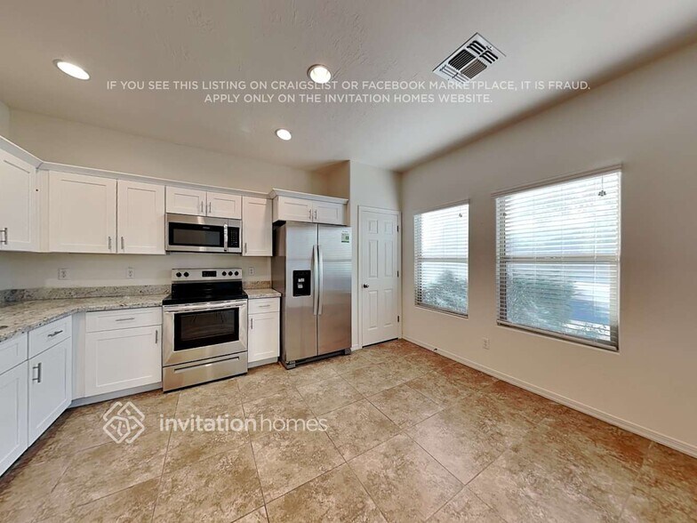 Building Photo - 225 N Wesley