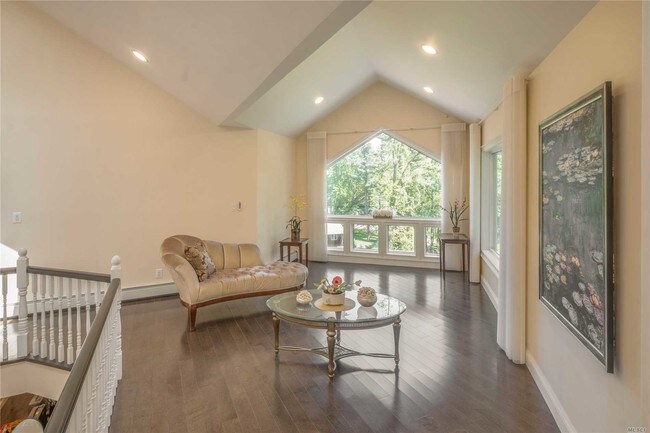 Building Photo - 38 Valley Rd