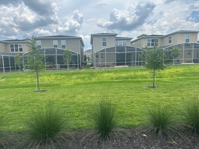Building Photo - Champions Pointe 3 bed 2.5 bath Town home ...