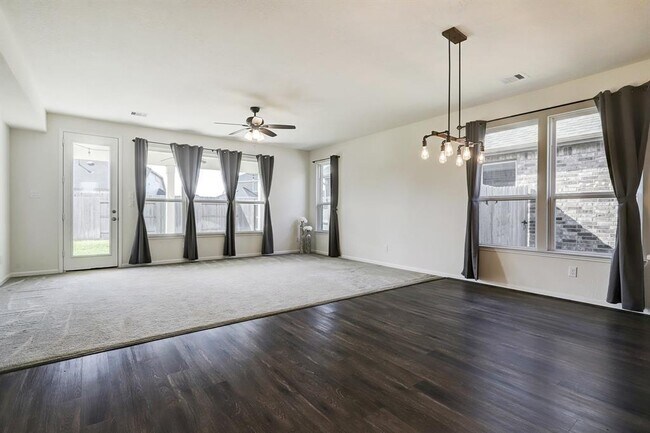 Building Photo - 1702 Claire Creek Ct