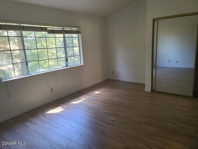 Building Photo - 1029 Amberton Ln