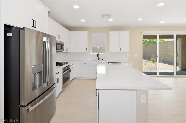 Building Photo - 11807 Pandion Ave
