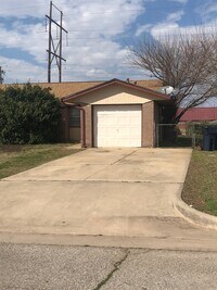 Building Photo - 3 BED 2 BATH NEXT TO OCCC!!