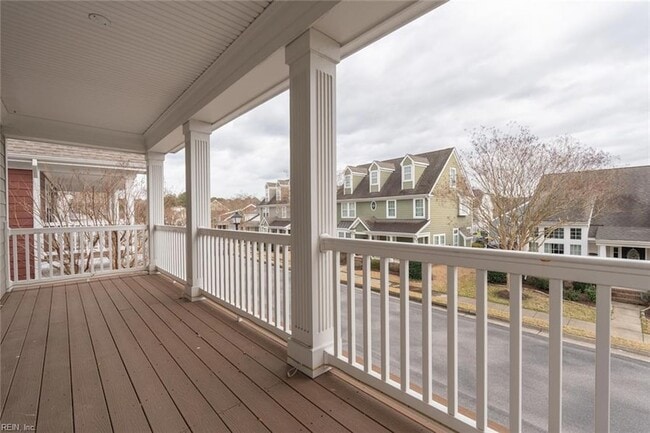 Building Photo - 5616 Memorial Dr