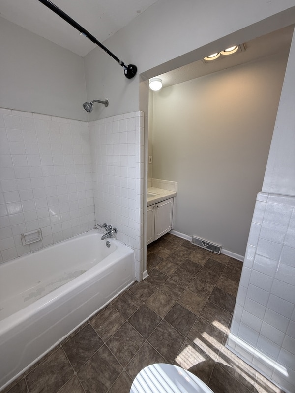 Building Photo - 3616 Hester Ln NW