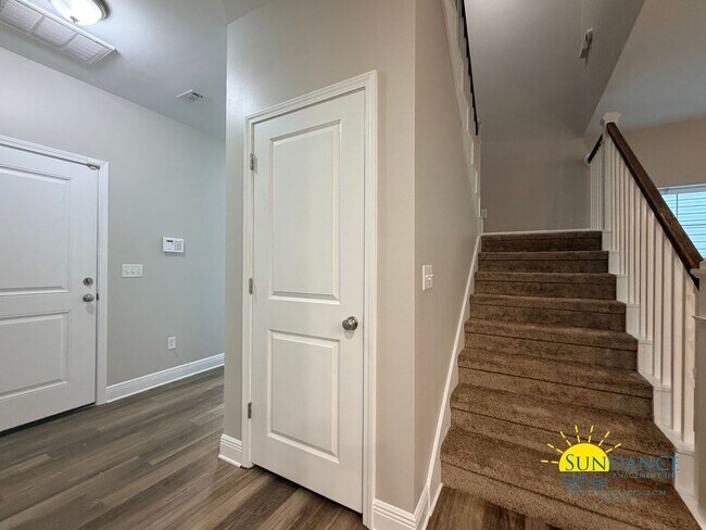 Building Photo - Gorgeous 4 Bedroom Home in Shiloh Place