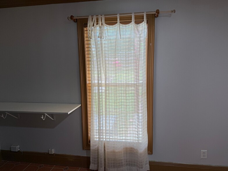 Building Photo - 5600 Sugar Crossing Dr