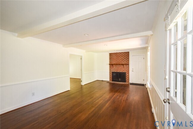 Building Photo - 13921 Whitechapel Rd