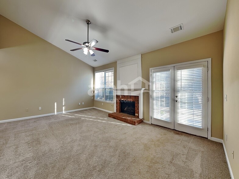 Building Photo - 1735 Trellis Pl