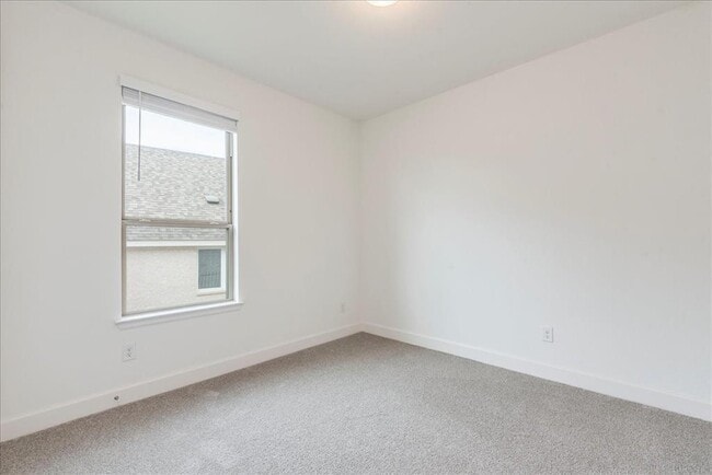 Building Photo - 164 Kimble Creek Lp