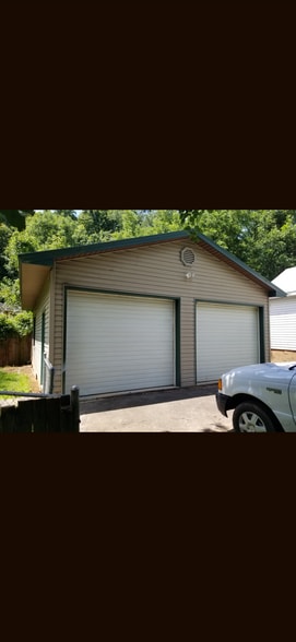 Building Photo - 173 Lacy Hollow Rd