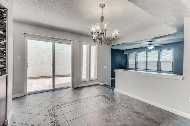 Building Photo - 4 Oakbrook Dr