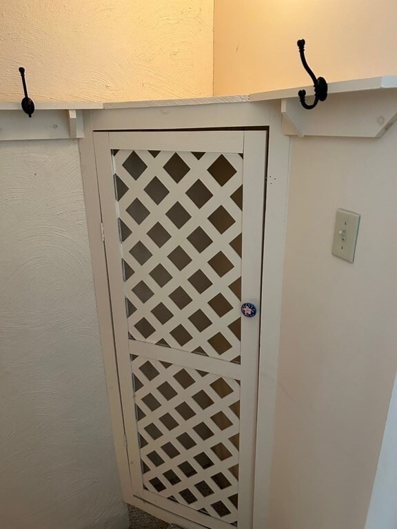 Building Photo - 14 Stony Brook Ln