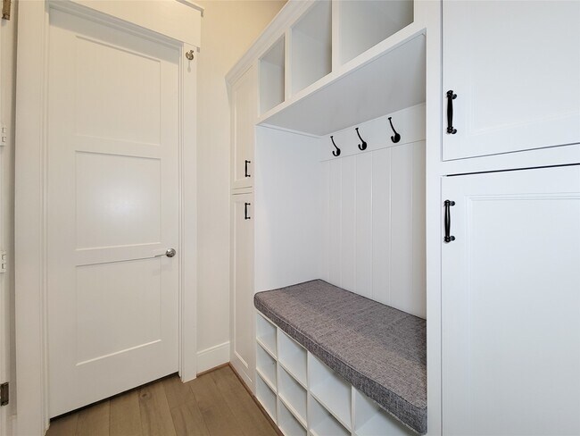 Building Photo - 9803 Blissful Pr Ln