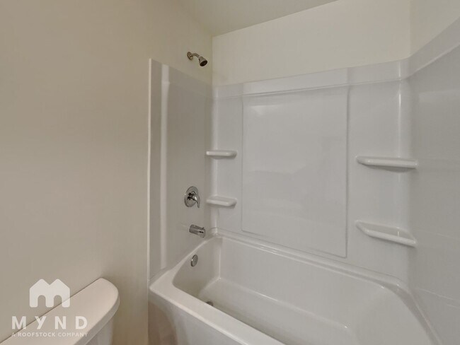 Building Photo - 3569 Bluebird Ct