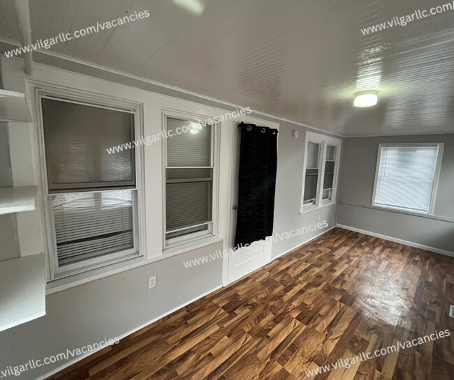 Building Photo - 6631 Madison Ave