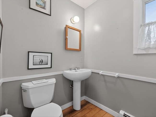 Building Photo - 183 Auburn St