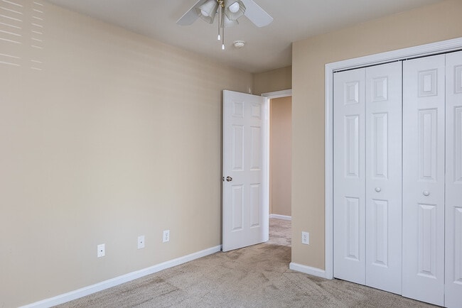 Building Photo - 1801 Trailwood Heights Ln