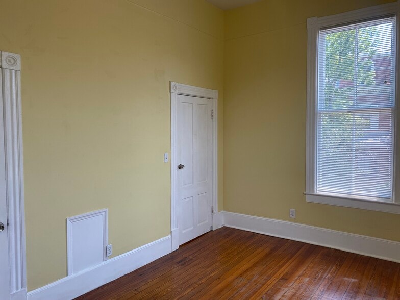 Building Photo - 1116 Habersham St