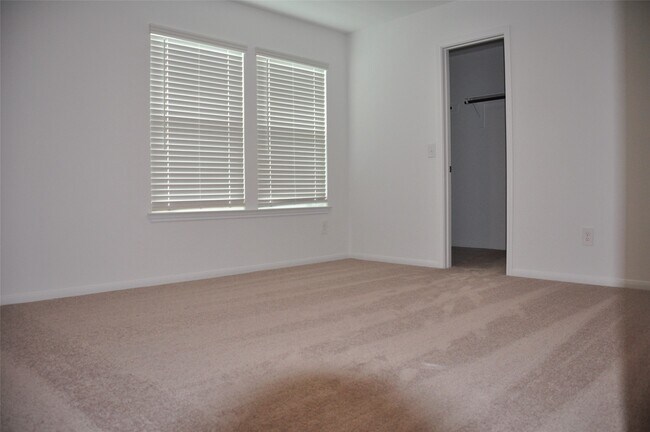 Building Photo - 10614 Cashew Run Ln