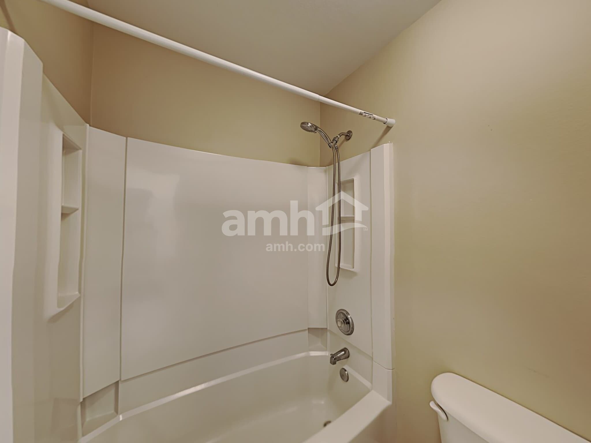 Building Photo - 8411 Laurel Run Dr